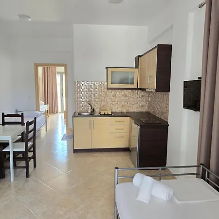 Apartament Erjon *